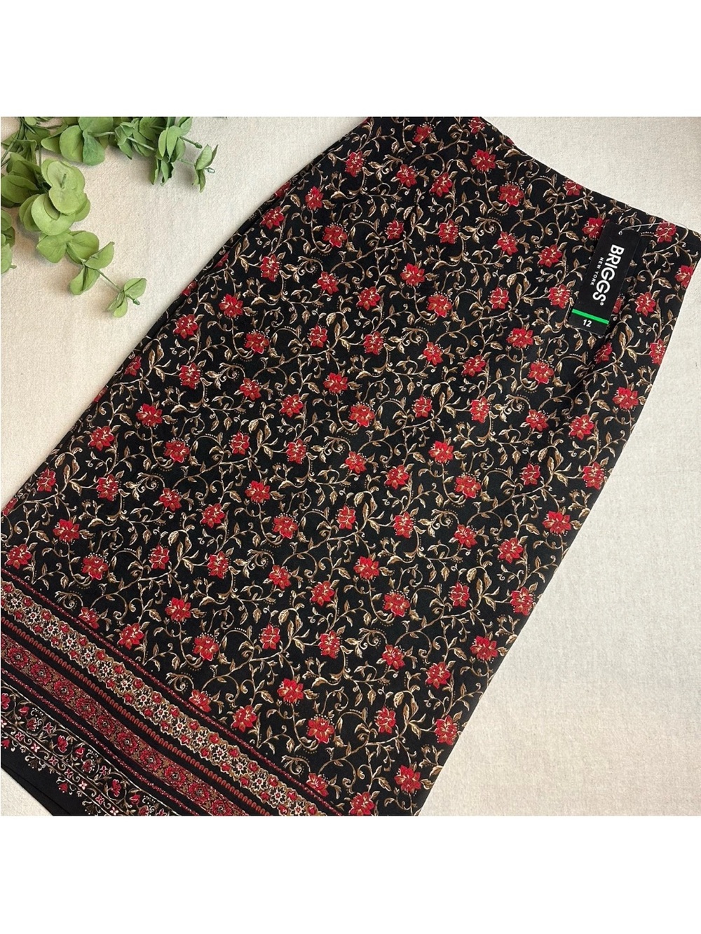VTG 90s Y2K Briggs New York Size 12 Maxi Skirt Red Black Floral Quiet Luxury NWT